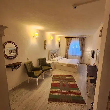 Tarcin אלאקאטי